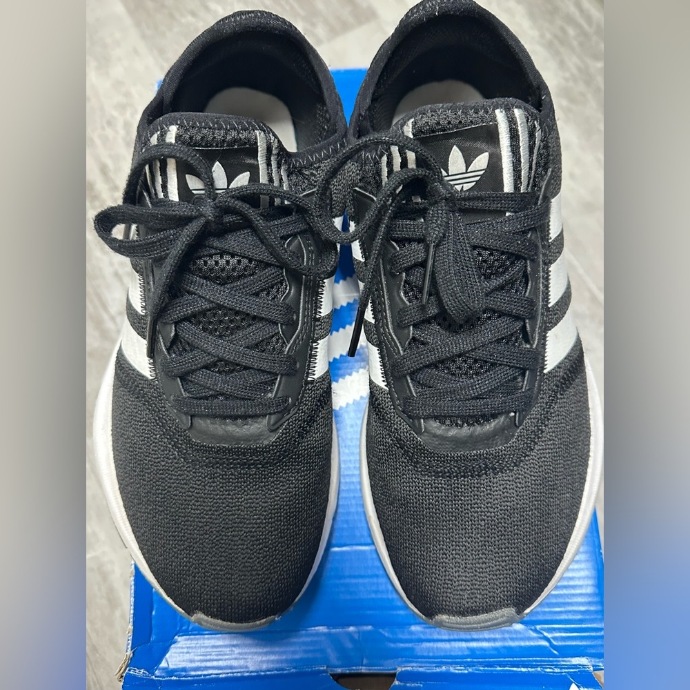 Adidas Men's Black and White Sneakers